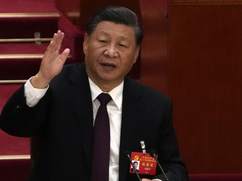 Xi Jinping réaffirme son contrôle du PC, à la veille d'un 3e mandat