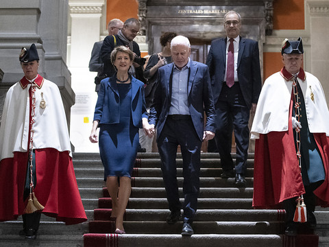 Simonetta Sommaruga absente en raison de la santé de son mari