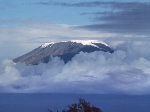 Tanzanie: des foyers d'incendie ont repris sur le Kilimandjaro
