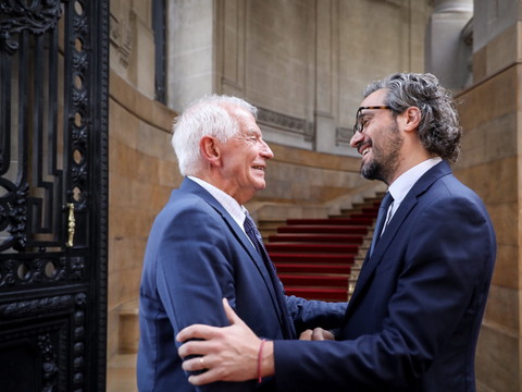 Amérique latine et Argentine peuvent contribuer plus, selon Borrell