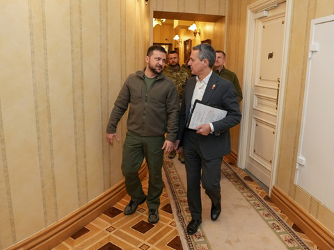 Ignazio Cassis revient sur sa rencontre avec Zelensky à Kiev