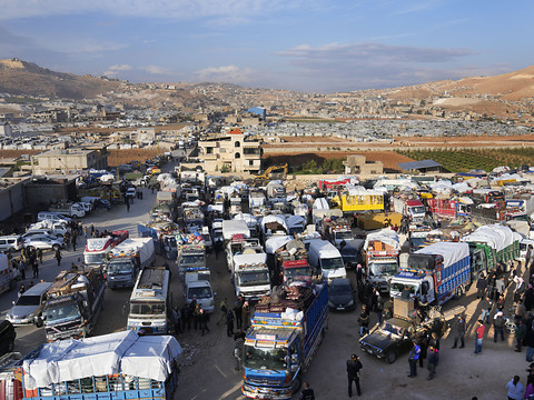 Liban: 1ers rapatriements de réfugiés Syriens, sous les critiques