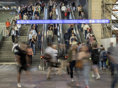 Les transports publics peinent à récupérer leur clientèle