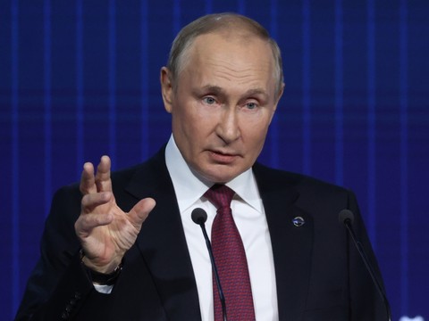 Pour Poutine, le monde entre dans sa décennie 