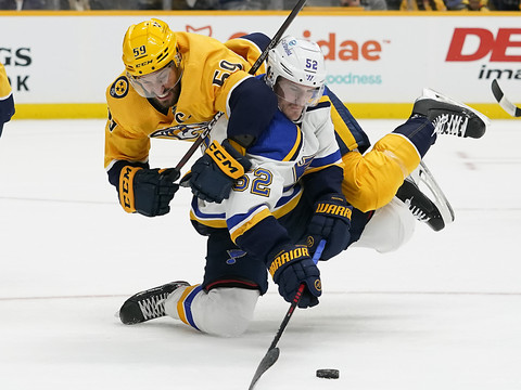 Roman Josi et Timo Meier ouvrent leur compteur