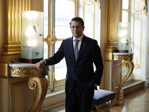 L'ex-étoile José Martinez nommé à la tête du Ballet de l'Opéra