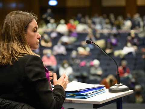 Elise Buckle évoque son départ de manière ambiguë