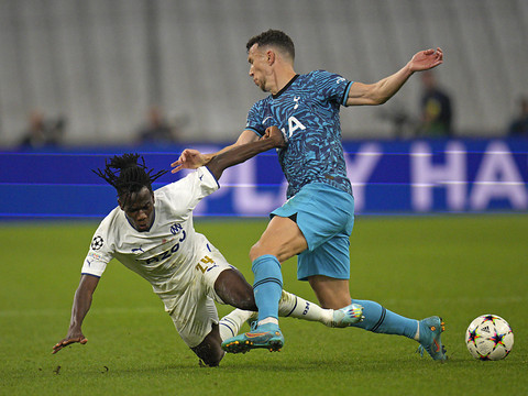 Ligue des champions: Tottenham et Eintracht Francfort passent