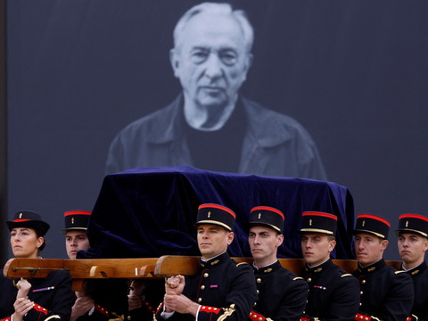 Hommage au peintre Pierre Soulages, maître de 