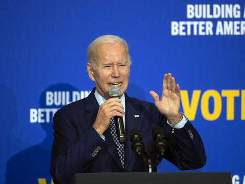Biden et Trump sillonnent le pays à cinq jours des élections