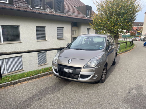 St-Gall: une conductrice s'est fait écraser trois fois par son auto