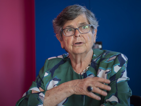 Doctorat honoris causa de l'Université de Neuchâtel à Ruth Dreifuss