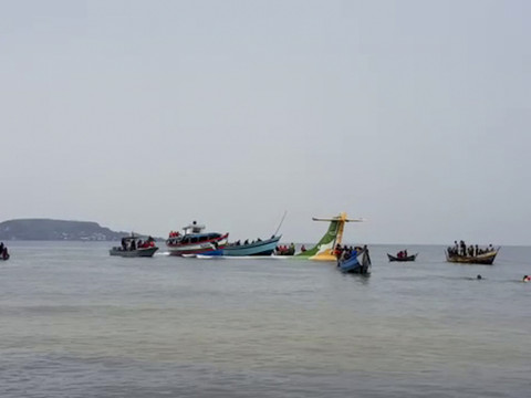 19 morts après le crash d'un avion dans le lac Victoria