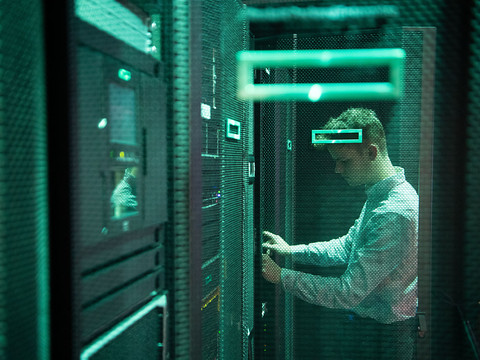 Grossistes, luxe et informatique gagnants des hausses salariales