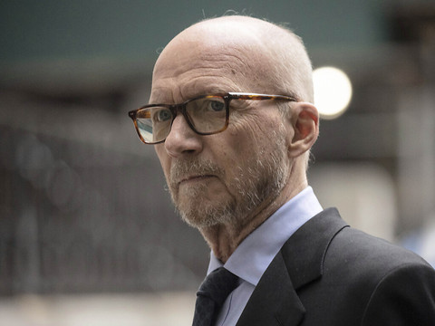Le cinéaste Paul Haggis devra verser 7,5 millions à sa victime