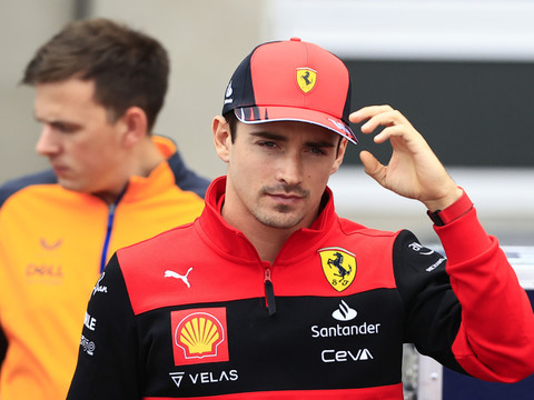 Sainz pénalisé de cinq places au départ dimanche