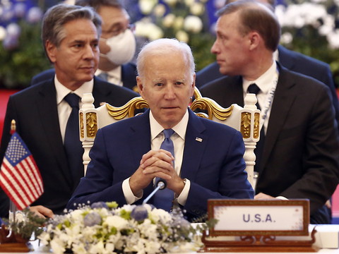 Quand Joe Biden confond Cambodge, où il se trouve, et Colombie