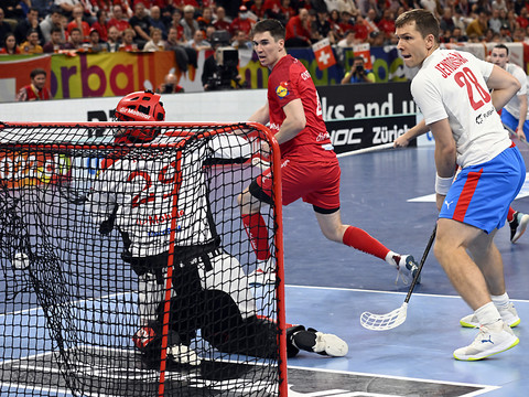 La Suisse échoue largement en demi-finale