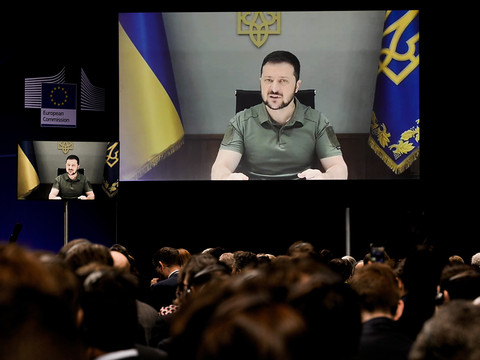 Zelensky écarte l'idée d'une 