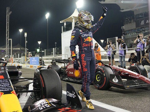 Verstappen signe la dernière pole de la saison