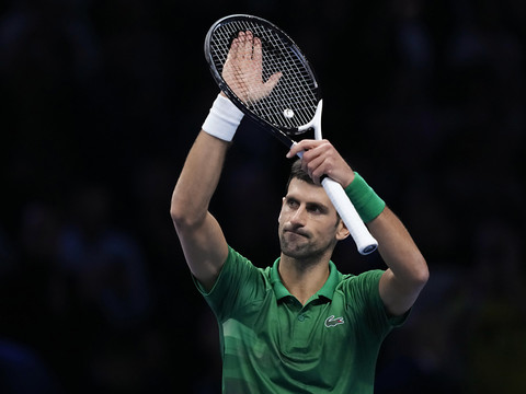 Novak Djokovic qualifié pour sa huitième finale