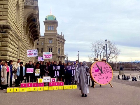 Violences sexuelles: il faut prendre les victimes au sérieux, dit Karin Keller-Sutter