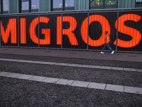 Migros songerait à se réorganiser en regroupant ses supermarchés