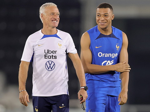 Mondial 2022: les Bleus sans certitude pour leur premier match