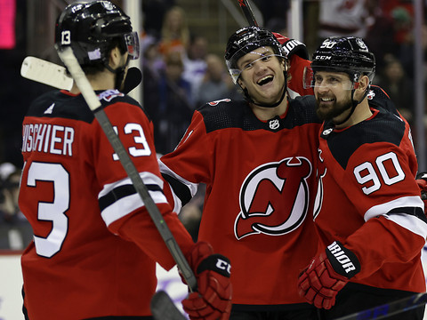 Hischier et les Devils en feu