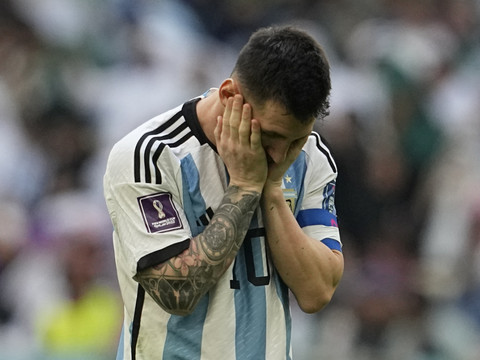 Lionel Messi et l'Argentine au tapis face à l'Arabie saoudite