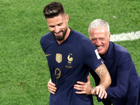 Mondial 2022: large succès des Bleus contre l'Australie