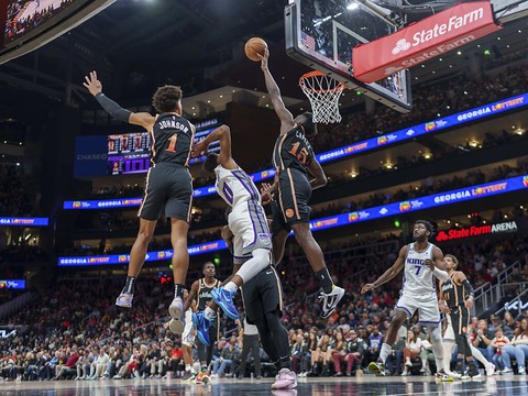 Un septième double double pour Clint Capela