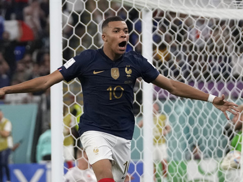 Mondial 2022: deuxième succès pour les Bleus