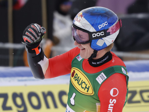 Odermatt remporte son 5e Super-G à Lake Louise