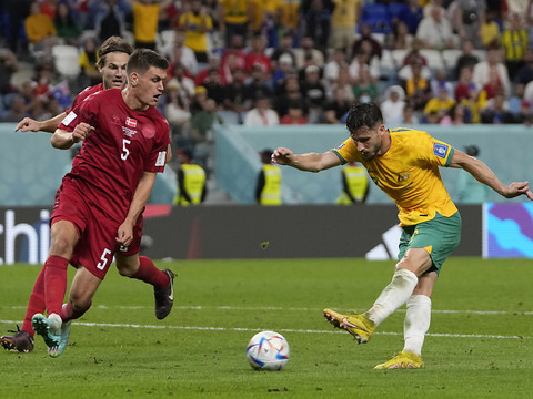 Mondial 2022: exploit de l'Australie, succès tunisien inutile