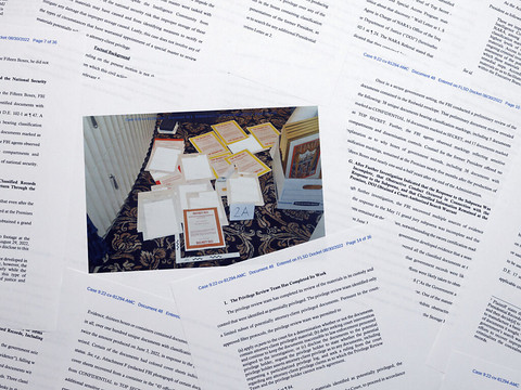 Documents saisis chez Trump: une cour d'appel lui inflige un revers