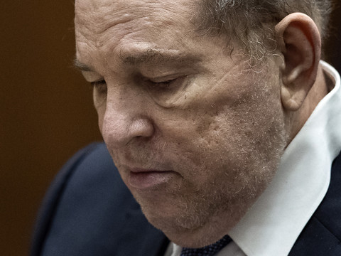 Weinstein attend son verdict après un âpre procès à Los Angeles