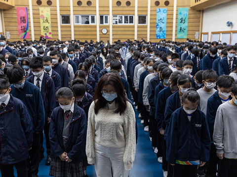 Hommage national et trois minutes de silence pour Jiang Zemin