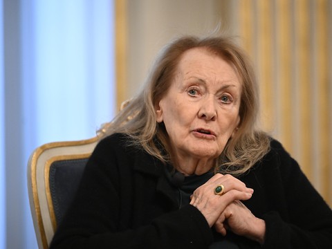 Annie Ernaux s'apprête à recevoir le Nobel à Stockholm
