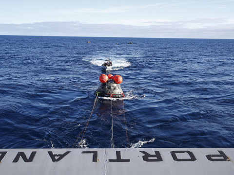 Retour sur Terre du vaisseau Orion conclue avec succès
