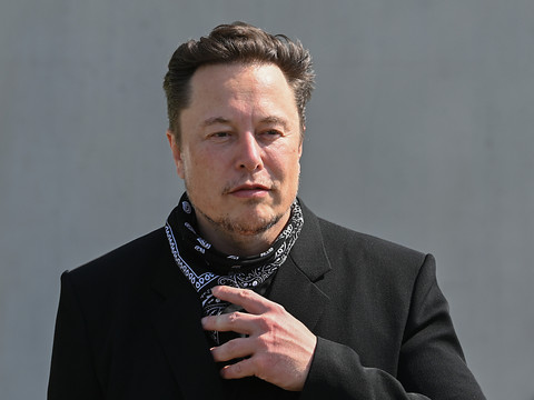 Les attaques de Musk contre Fauci sont 