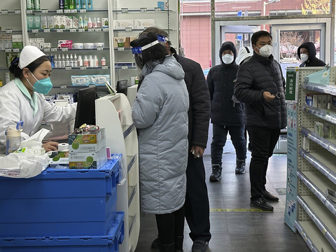 Les cas de Covid-19 explosent en Chine