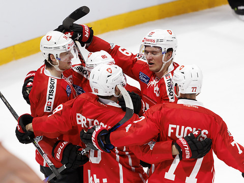 La Suède bat la Suisse 3-2 ap