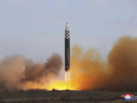 Pyongyang teste avec succès un moteur à forte poussée