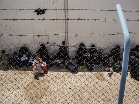 Trois Suisses détenus dans des camps de djihadistes en Syrie