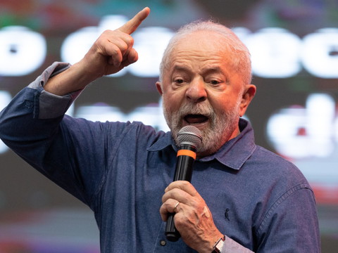 Lula aura 37 ministres, contre 23 pour Bolsonaro