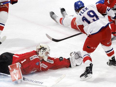 La Suisse prend une leçon de réalisme des Tchèques