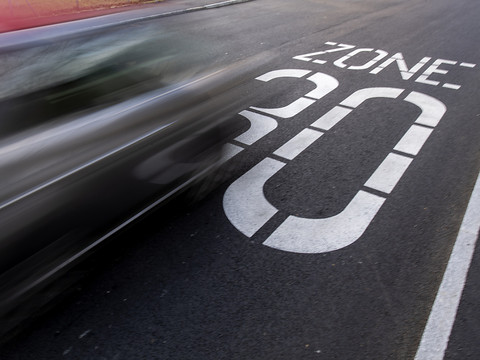 L'Union des villes suisses réclame la généralisation du 30 km/h