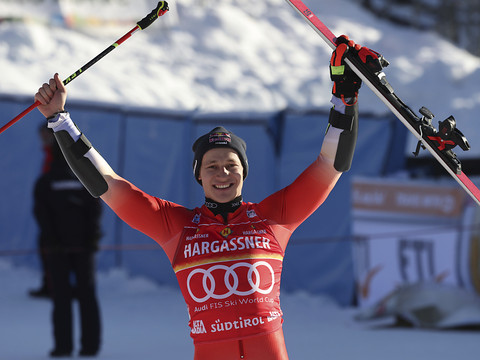 Odermatt arrache la 3e place, succès du Norvégien Braathen