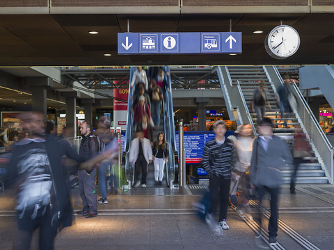 Prévisions de croissance encore abaissées pour la Suisse